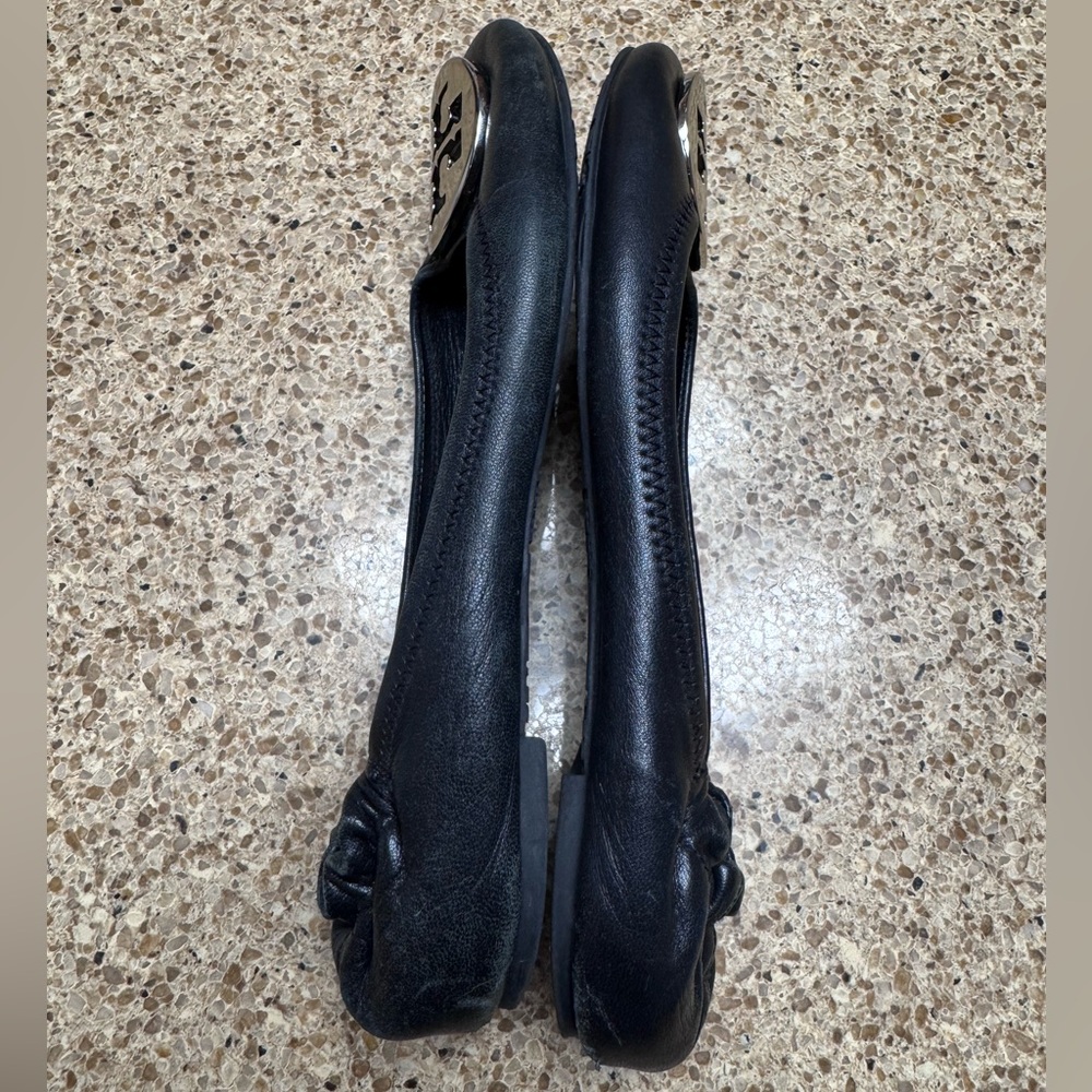 Tory Burch Black Leather Logo Ballet Flats with Silver Emblem - Picture 4 of 13
